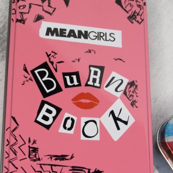 Collectible Makeup Tin Bundle (Mean Girls + Hard Candy) - Picture 2 of 5